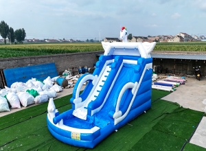 充气水滑梯